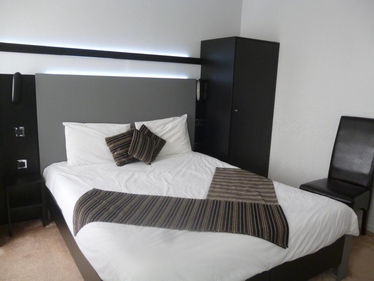 Auberge Bretonne Châteaubriant Zimmer foto